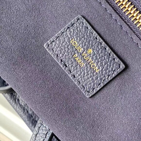 Louis Vuitton Handheld Bags, Chain Bags - Picture 2 of 7